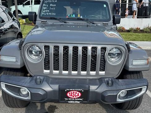 Used 2021 Jeep Wrangler Unlimited Sahara w/ Cold Weather Group AWD/4WD image 2