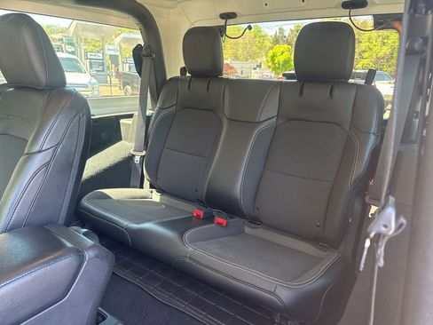 Used 2021 Jeep Wrangler Sport S image 20