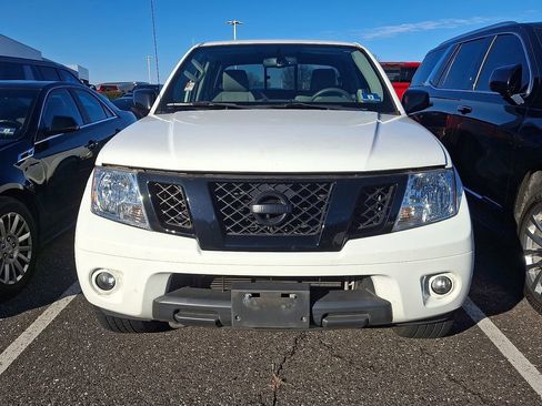 Used 2019 Nissan Frontier SV w/ Value Truck Package image 2