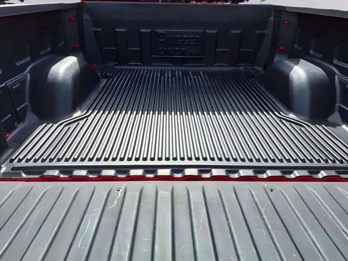 Used 2025 Chevrolet Silverado 1500 LT image 10