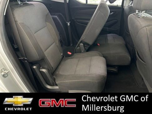 Used 2019 Chevrolet Traverse LT FWD image 35