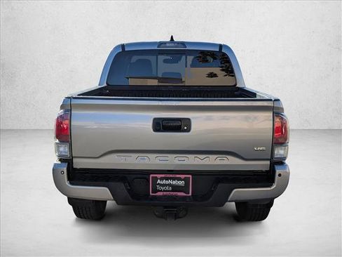 Certified 2021 Toyota Tacoma TRD Off-Road image 6