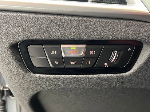 Certified 2025 BMW 330i Sedan image 20