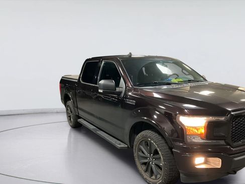 Used 2020 Ford F150 XLT w/ Equipment Group 302A Luxury AWD/4WD image 2