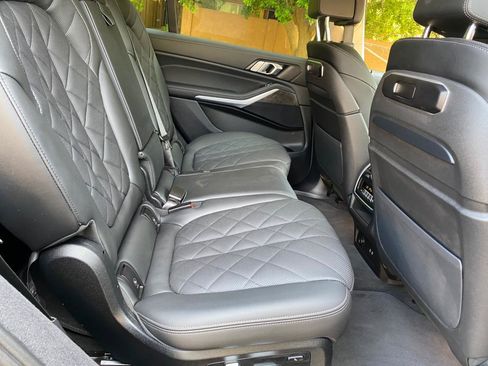 Used 2025 BMW X7 xDrive40i w/ Parking Assistance Package AWD/4WD image 59