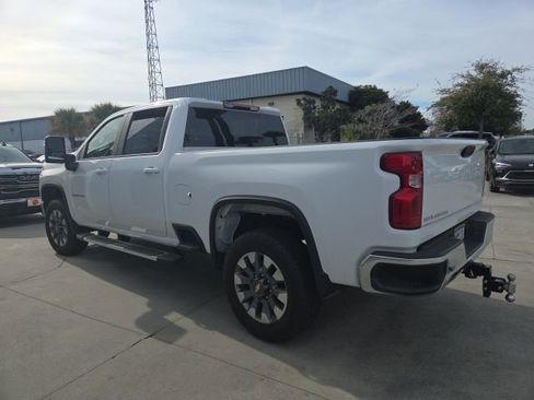 Used 2023 Chevrolet Silverado 2500 LT image 3