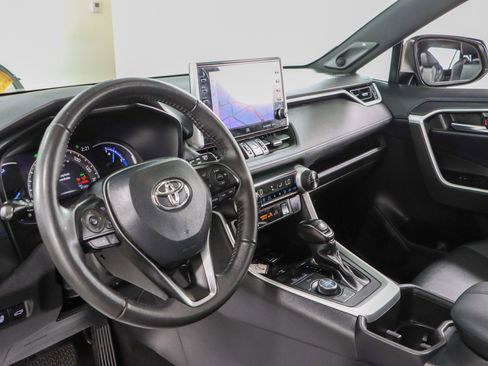 Used 2022 Toyota RAV4 XSE AWD/4WD image 23