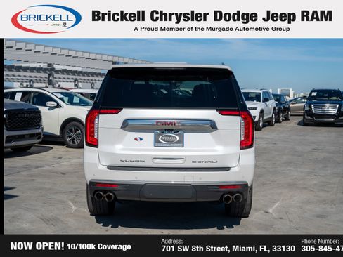 Used 2021 GMC Yukon Denali w/ Denali Premium Package image 6
