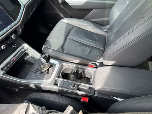 Used 2021 Audi Q3 2.0T Premium image 24