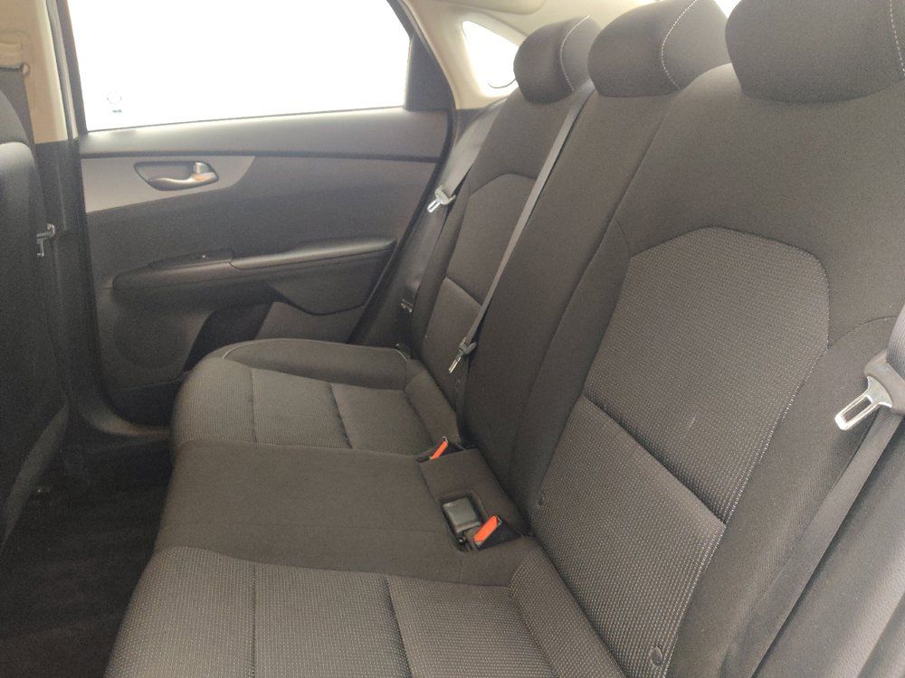 Used 2021 Kia Forte LXS FWD image 18