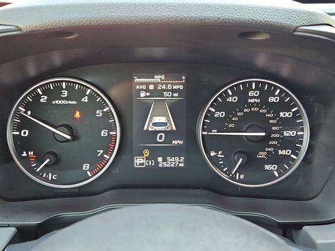 Used 2025 Subaru Crosstrek 2.5i Premium AWD/4WD image 13