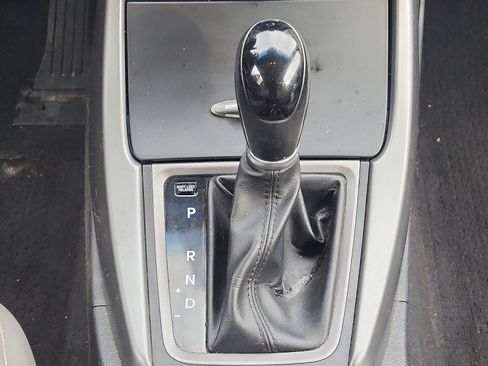 Used 2014 Hyundai Elantra w/ Option Group 2 image 19