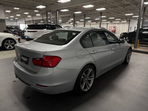 Used 2015 BMW 328i xDrive Sedan AWD/4WD image 4