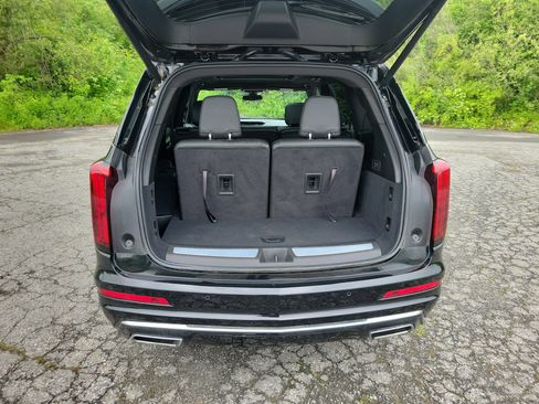 Certified 2024 Cadillac XT6 Luxury AWD/4WD image 18