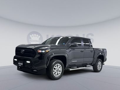 Used 2025 Toyota Tacoma SR5