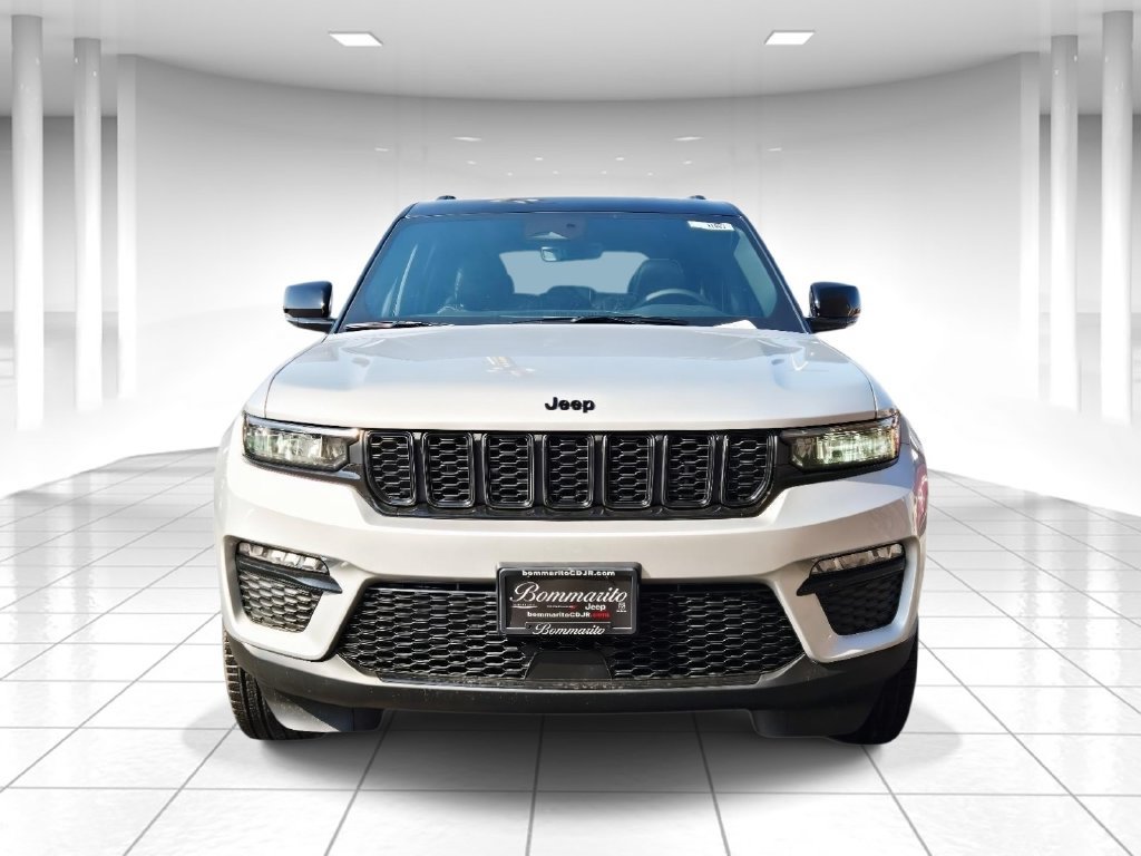 Certified 2025 Jeep Grand Cherokee Limited AWD/4WD image 8