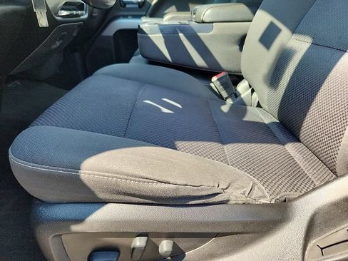 Used 2018 Chevrolet Silverado 1500 LT w/ All Star Edition AWD/4WD image 23