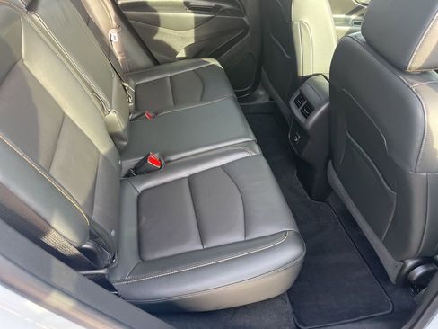 Certified 2020 Chevrolet Equinox LT w/ Sport Edition image 19