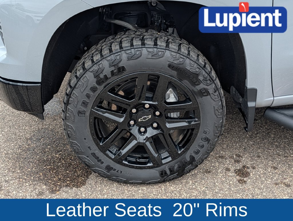 Used 2024 Chevrolet Silverado 1500 LT Trail Boss w/ Convenience Package II AWD/4WD image 7