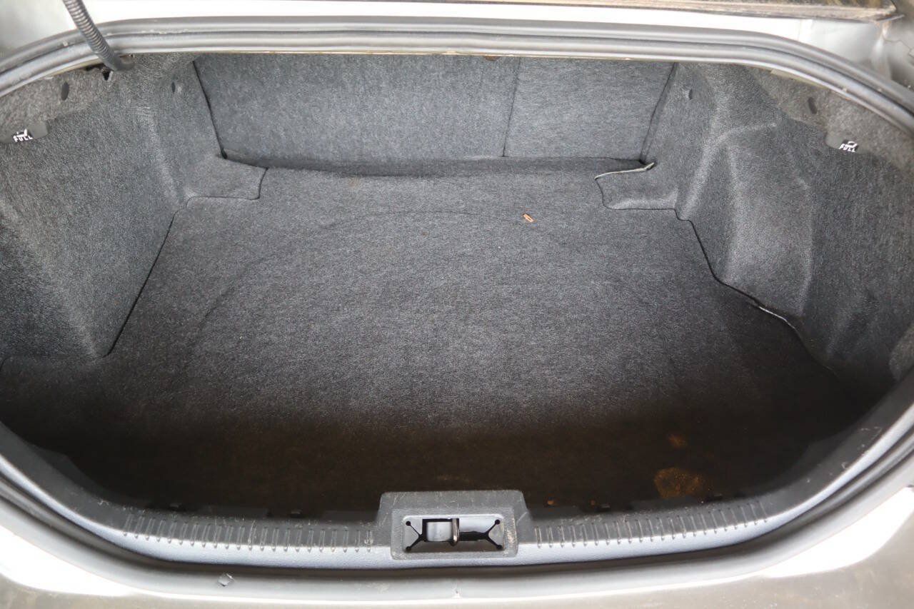 Used 2008 Ford Fusion SE FWD image 17