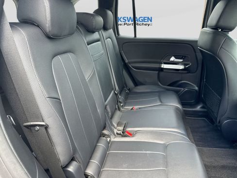 Used 2022 Mercedes-Benz GLB 250 image 19