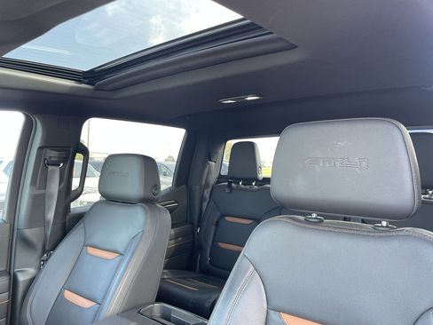 Used 2024 GMC Sierra 1500 AT4 w/ Technology Package image 24
