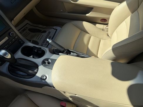 Used 2007 Chevrolet Corvette Coupe w/ Preferred Equipment Group image 22