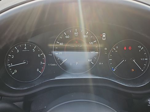 Used 2021 MAZDA MAZDA3 s image 21