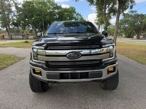 Used 2019 Ford F150 Lariat w/ Trailer Tow Package AWD/4WD image 3