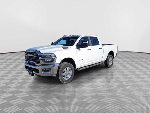 Used 2025 RAM 2500 Big Horn AWD/4WD image 4