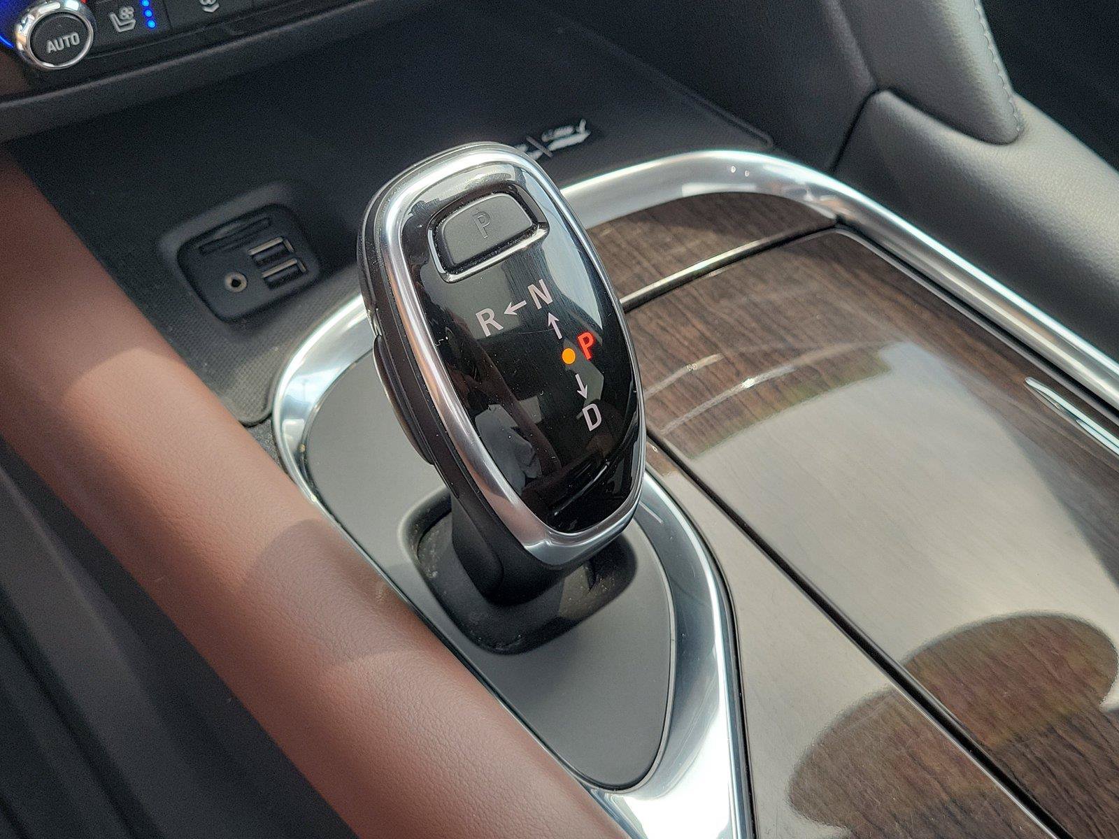 Used 2021 Buick Enclave Avenir w/ Avenir Technology Package AWD/4WD image 29