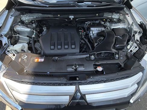 Used 2018 Mitsubishi Eclipse Cross ES AWD/4WD image 24