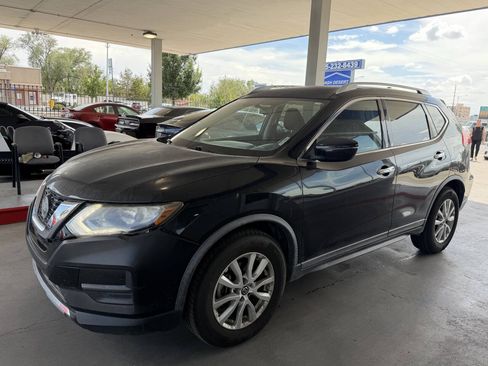 Used 2018 Nissan Rogue SV FWD image 4