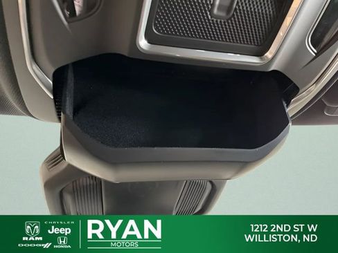 New 2026 Jeep Cherokee Limited AWD/4WD image 36