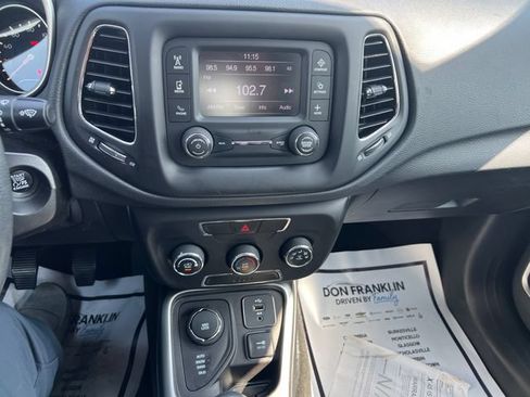 Used 2018 Jeep Compass Sport AWD/4WD image 21