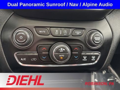 Used 2022 Jeep Cherokee Trailhawk w/ Sun, Sound & Nav Group AWD/4WD image 34