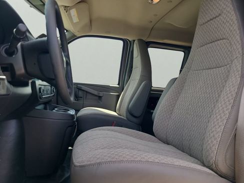 New 2026 Chevrolet Express 3500 LS RWD image 22
