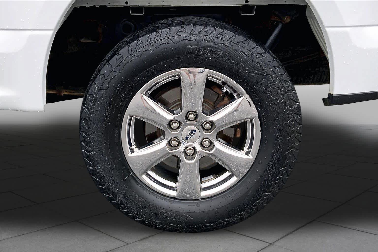 Used 2018 Ford F150 XLT w/ Equipment Group 301A Mid AWD/4WD image 10