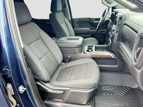 Used 2020 Chevrolet Silverado 1500 RST image 30