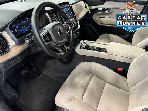 Used 2026 Volvo XC90 T8 Plus w/ Protection Package Premier AWD/4WD image 16