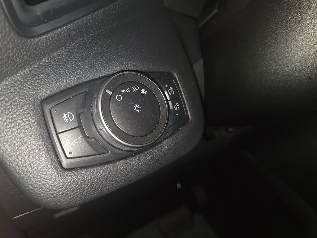 Used 2019 Ford Escape SE AWD/4WD image 15