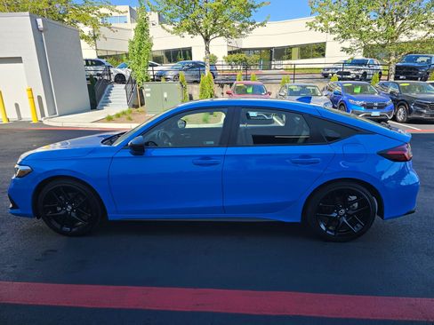 Used 2023 Honda Civic Sport image 4