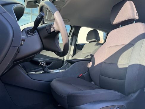 Used 2024 Chevrolet Malibu LT image 8