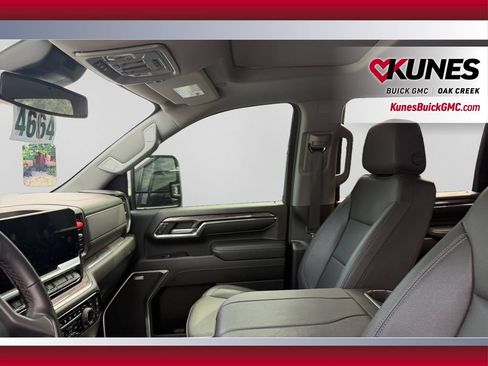 Used 2024 Chevrolet Silverado 2500 LTZ w/ LTZ Plus Package AWD/4WD image 17