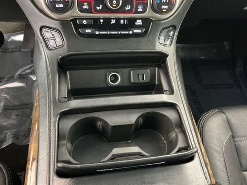 Used 2015 GMC Yukon Denali image 18