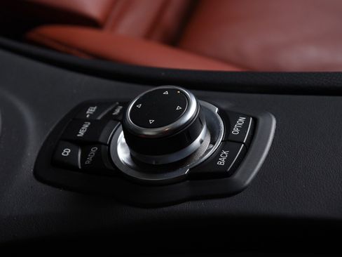 Used 2011 BMW M3 Coupe image 32