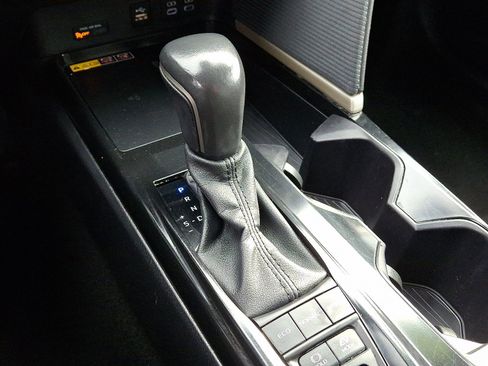 Certified 2025 Toyota Camry SE image 14