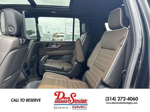 New 2026 GMC Yukon XL Denali Ultimate AWD/4WD image 23