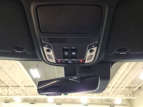 Certified 2025 Honda Ridgeline Black Edition image 18