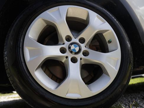 Used 2015 BMW X1 sDrive28i RWD image 29